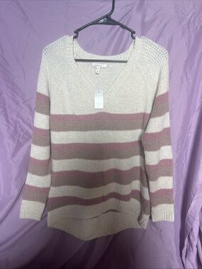 Women’s Striped V-Neck Sweater - Cream & Dusty Rose